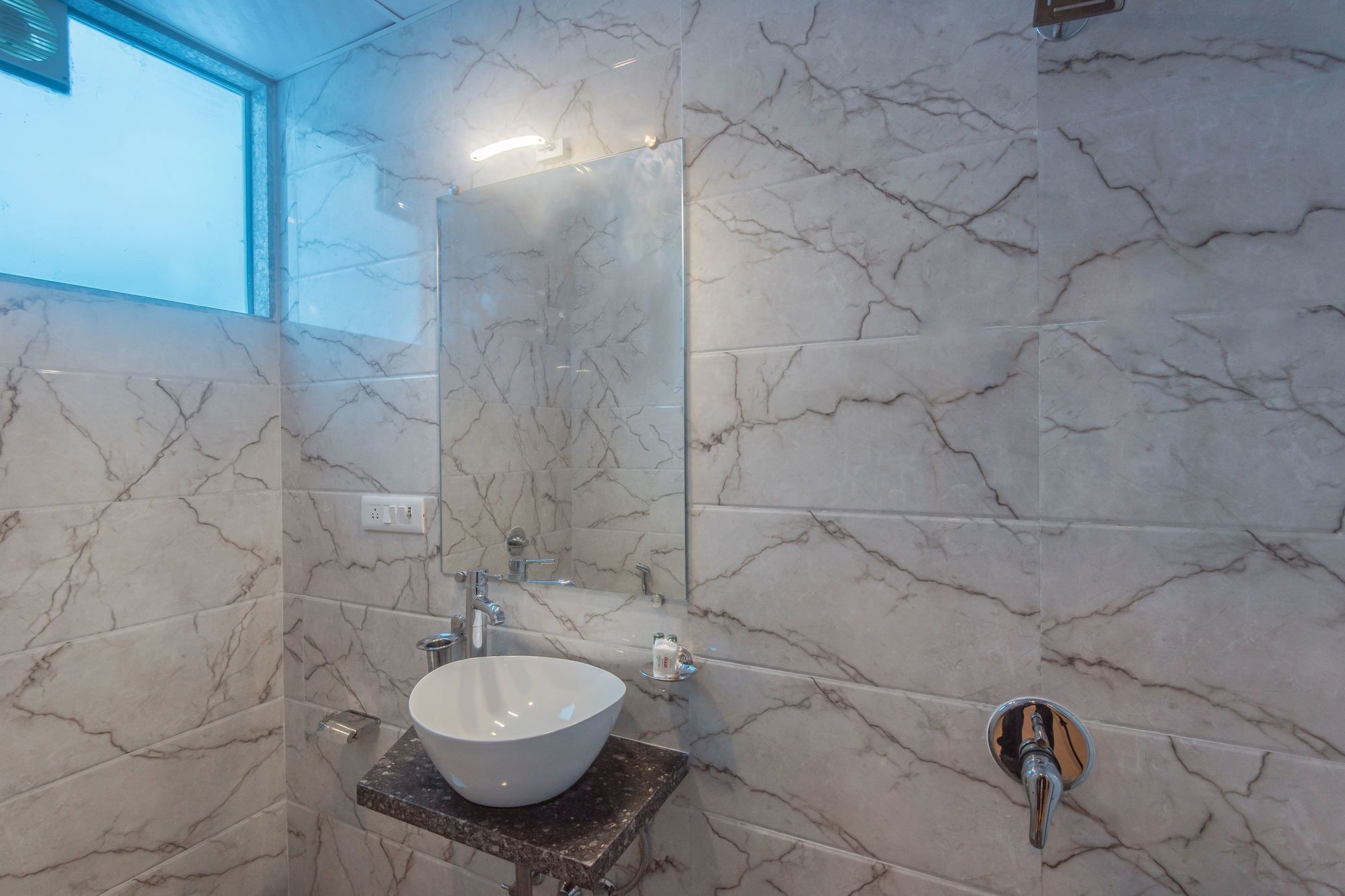 Fabhotel Arton Suite - Nr Mumbai International Airport Exterior photo